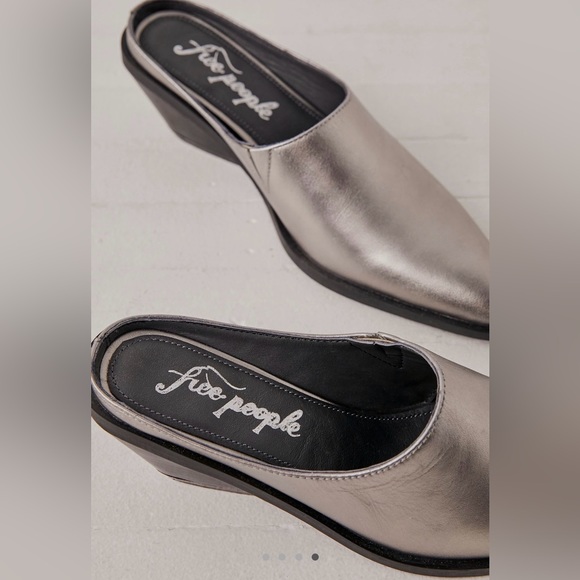 NWT Free People Tallulah Mules - 8 & 8.5 - Picture 4 of 12